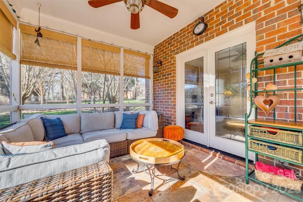 Beacon Knoll - Residential