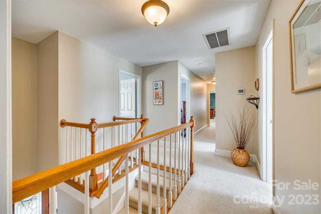 Beacon Knoll - Residential