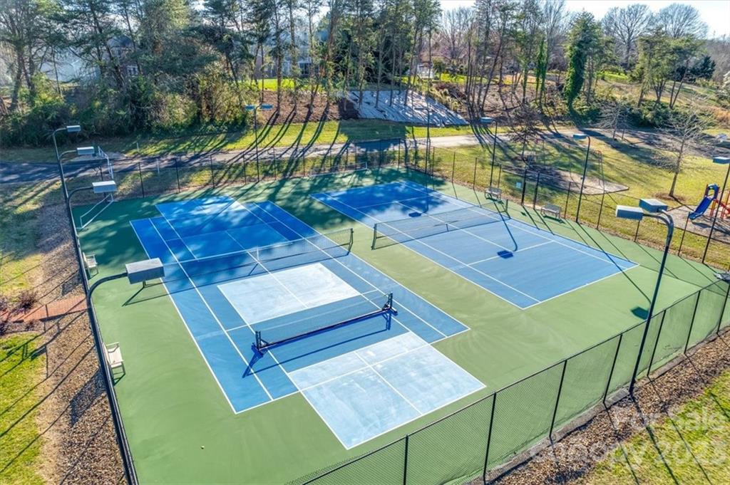 Beacon Knoll - Residential