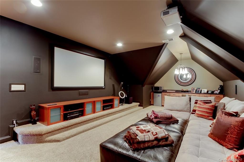 Pine Creek - Residential