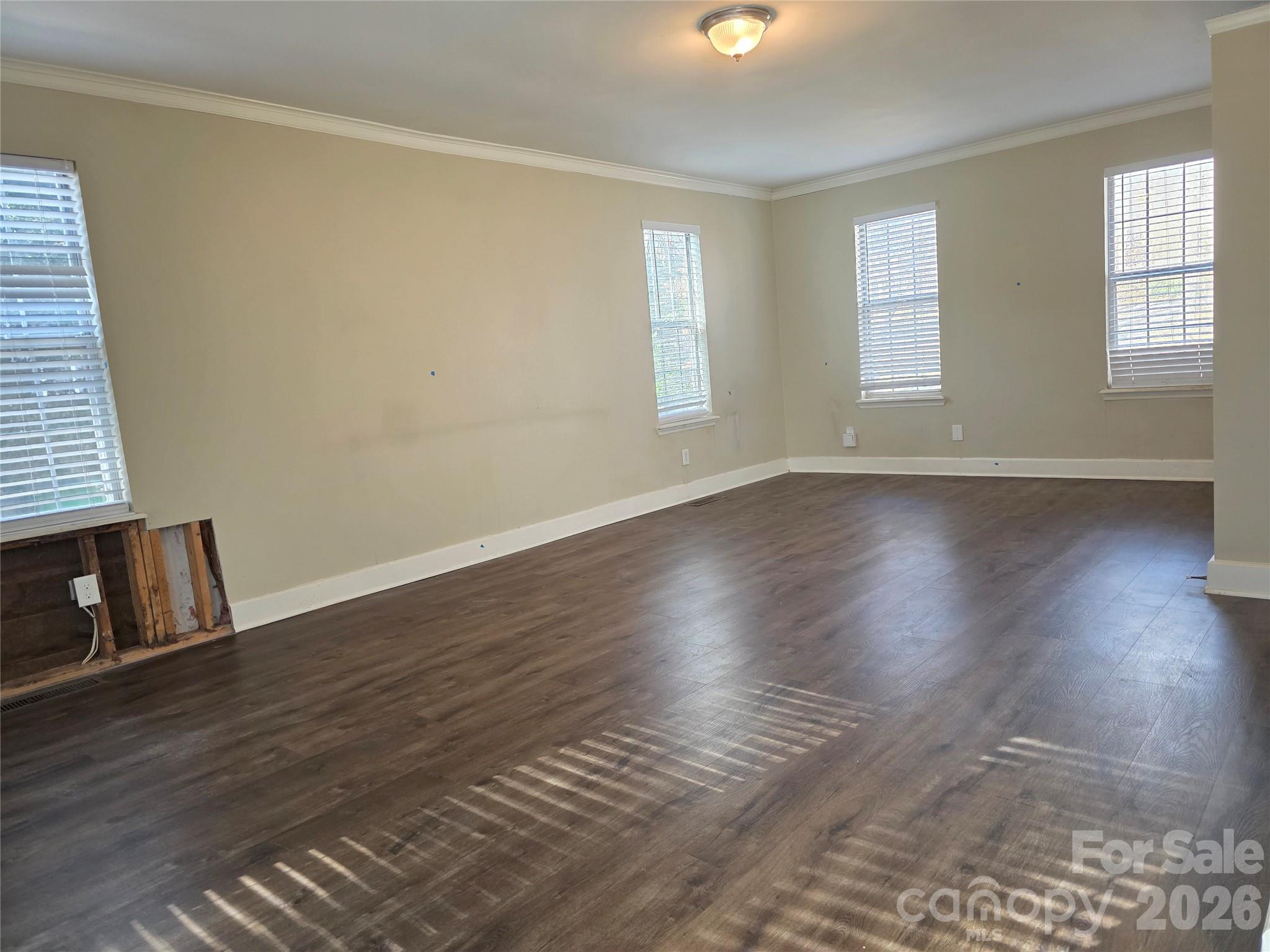 6316 Grove Park Boulevard