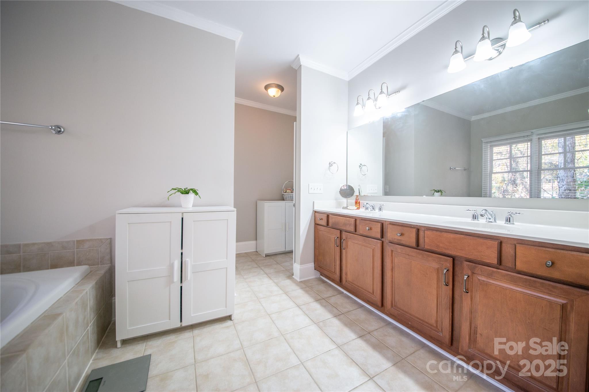 Whitby Pond - Residential