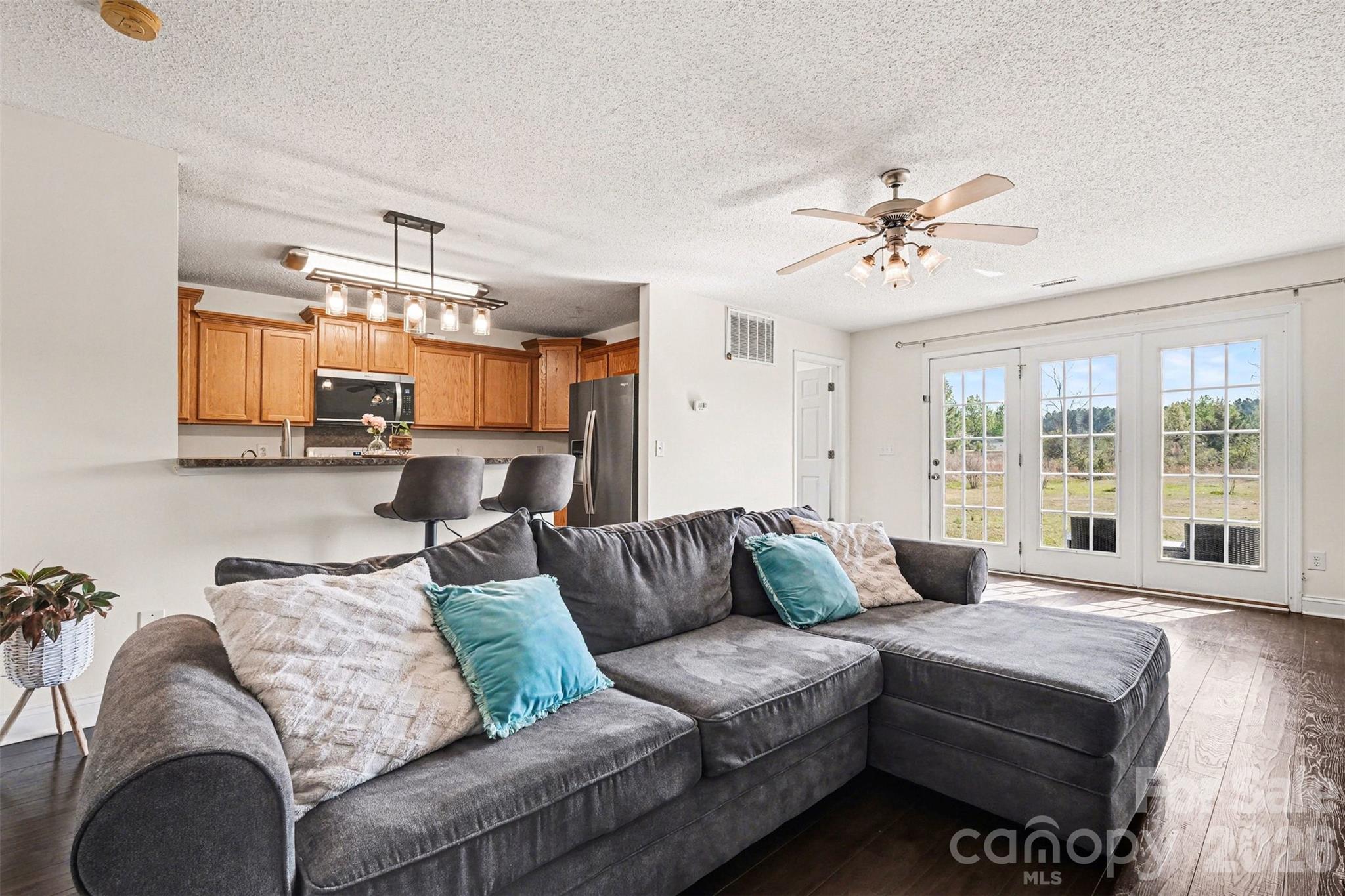 421 Glencroft Drive 88