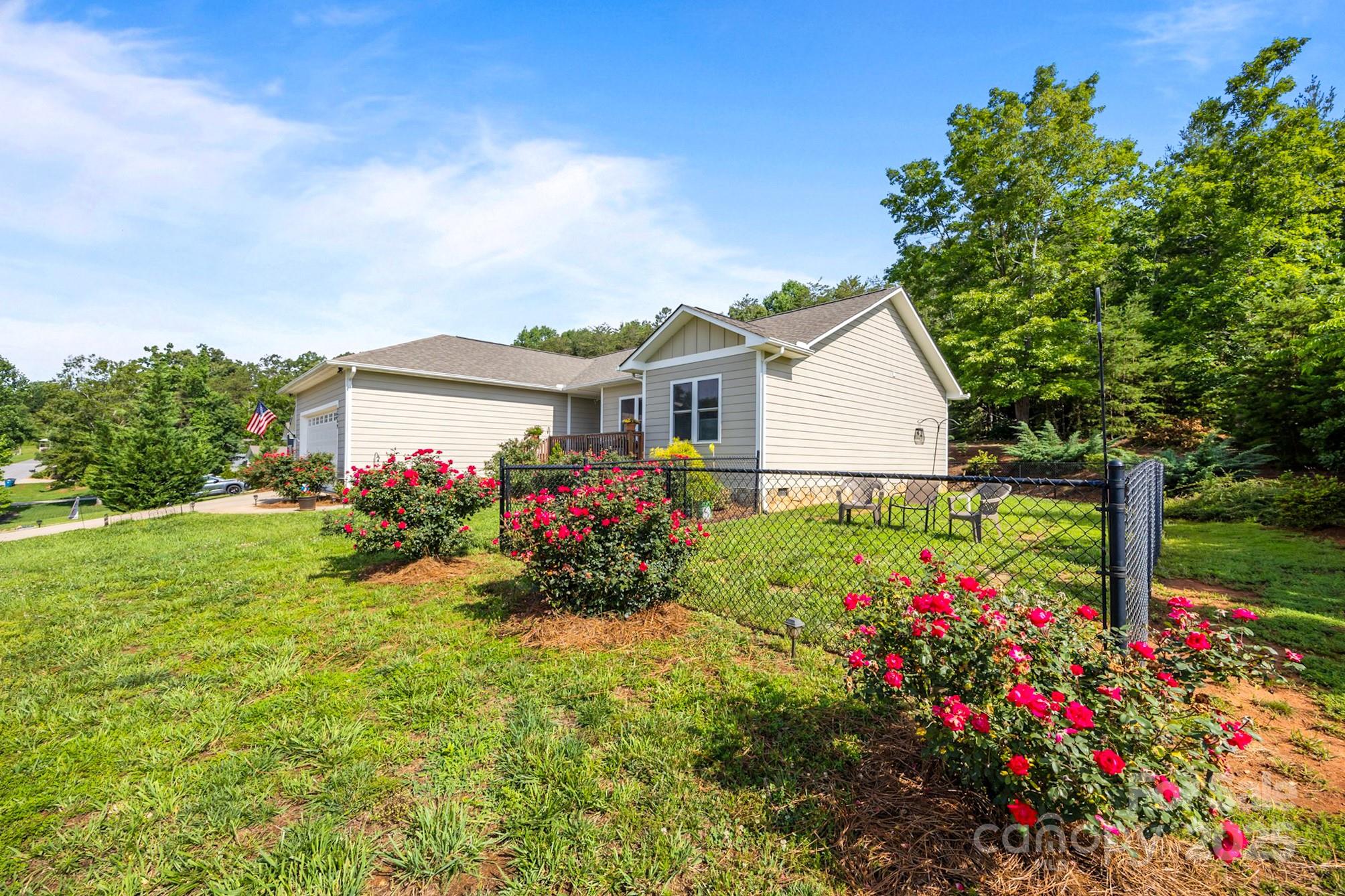 2369 Saratoga Run