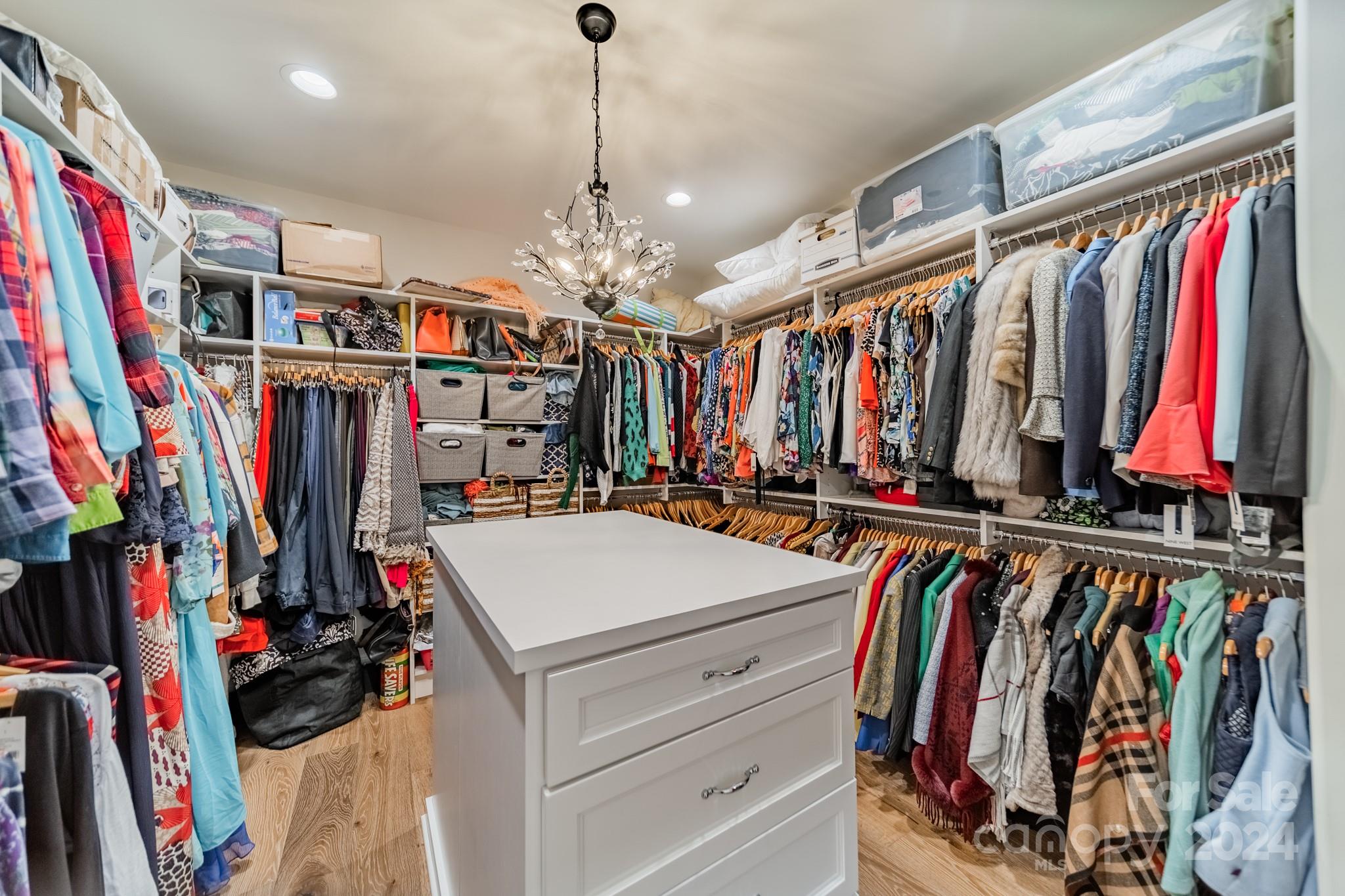 Sailview - Residential