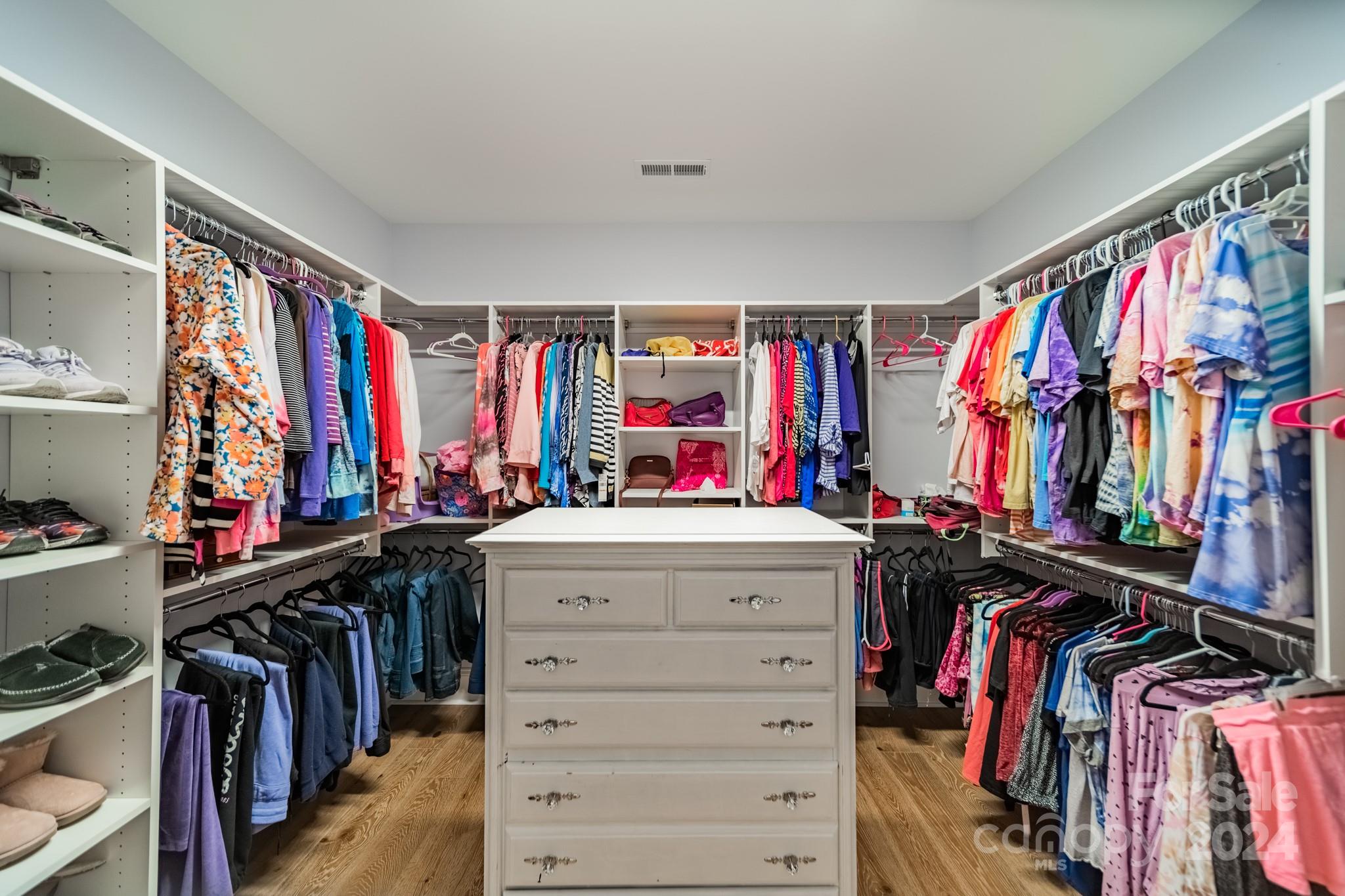 Sailview - Residential