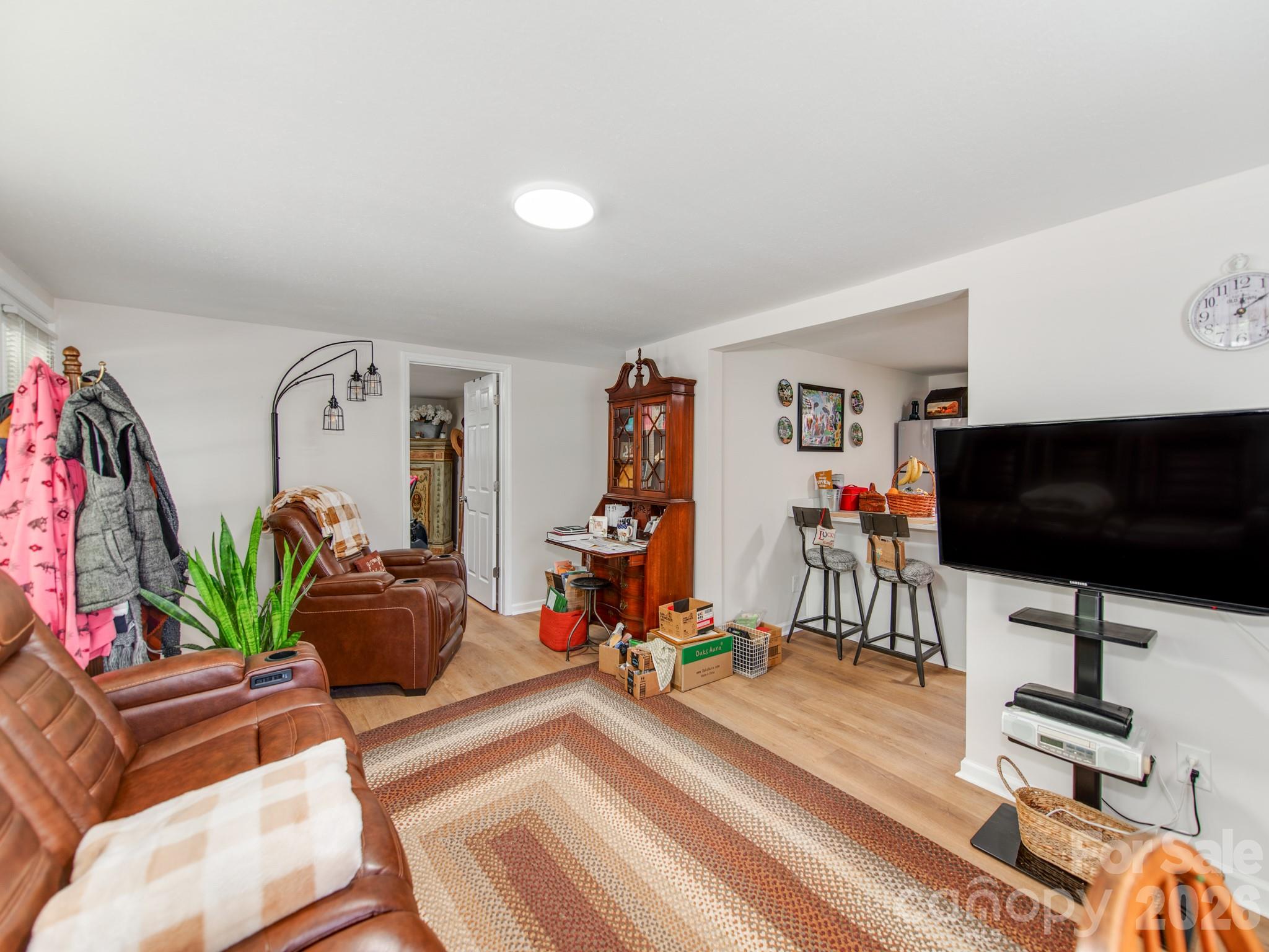 102 Lanier Street