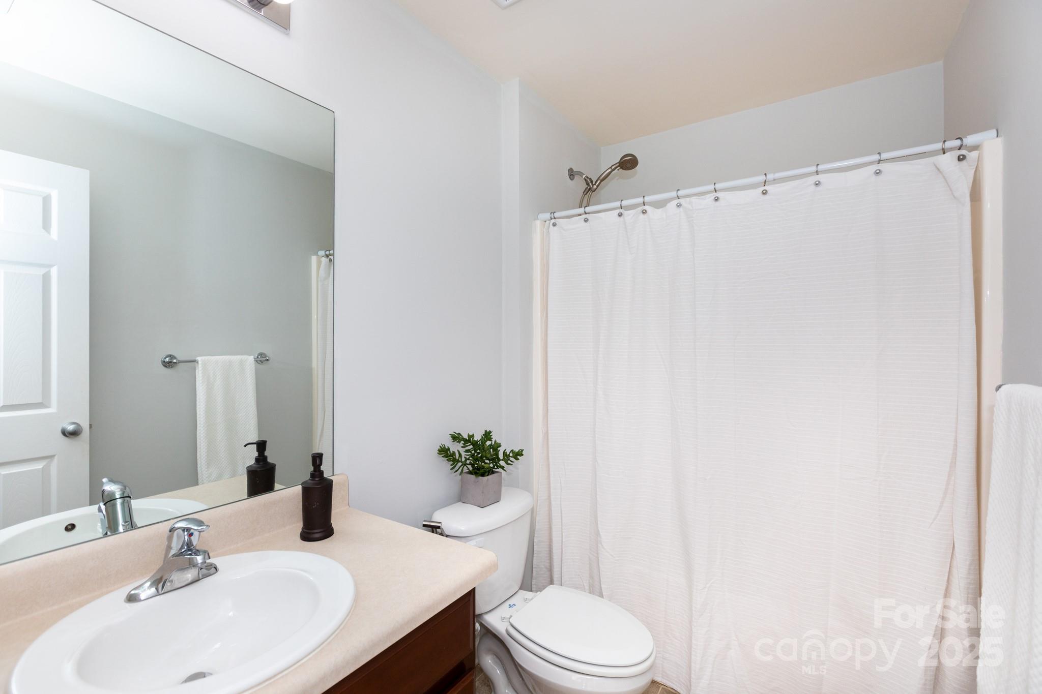 The Arts District - Residential