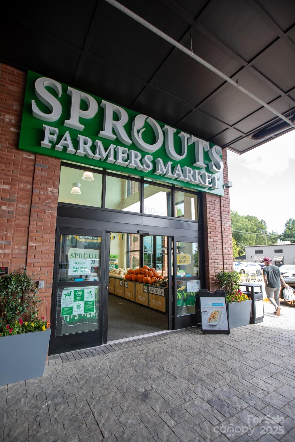 The Arts District - Residential