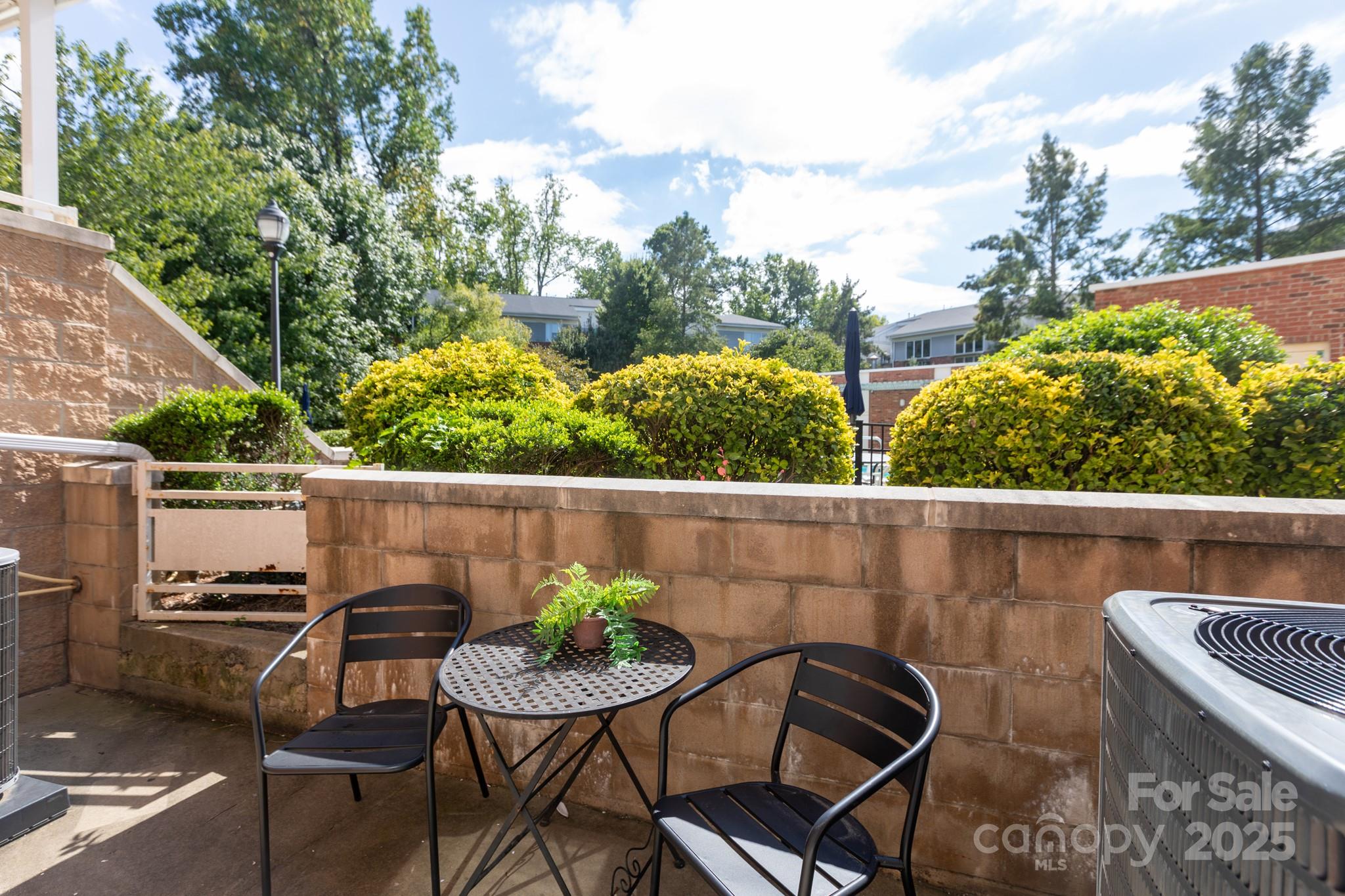 The Arts District - Residential