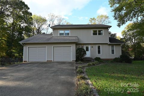 607 Rock Barn Road NE Conover NC 28613