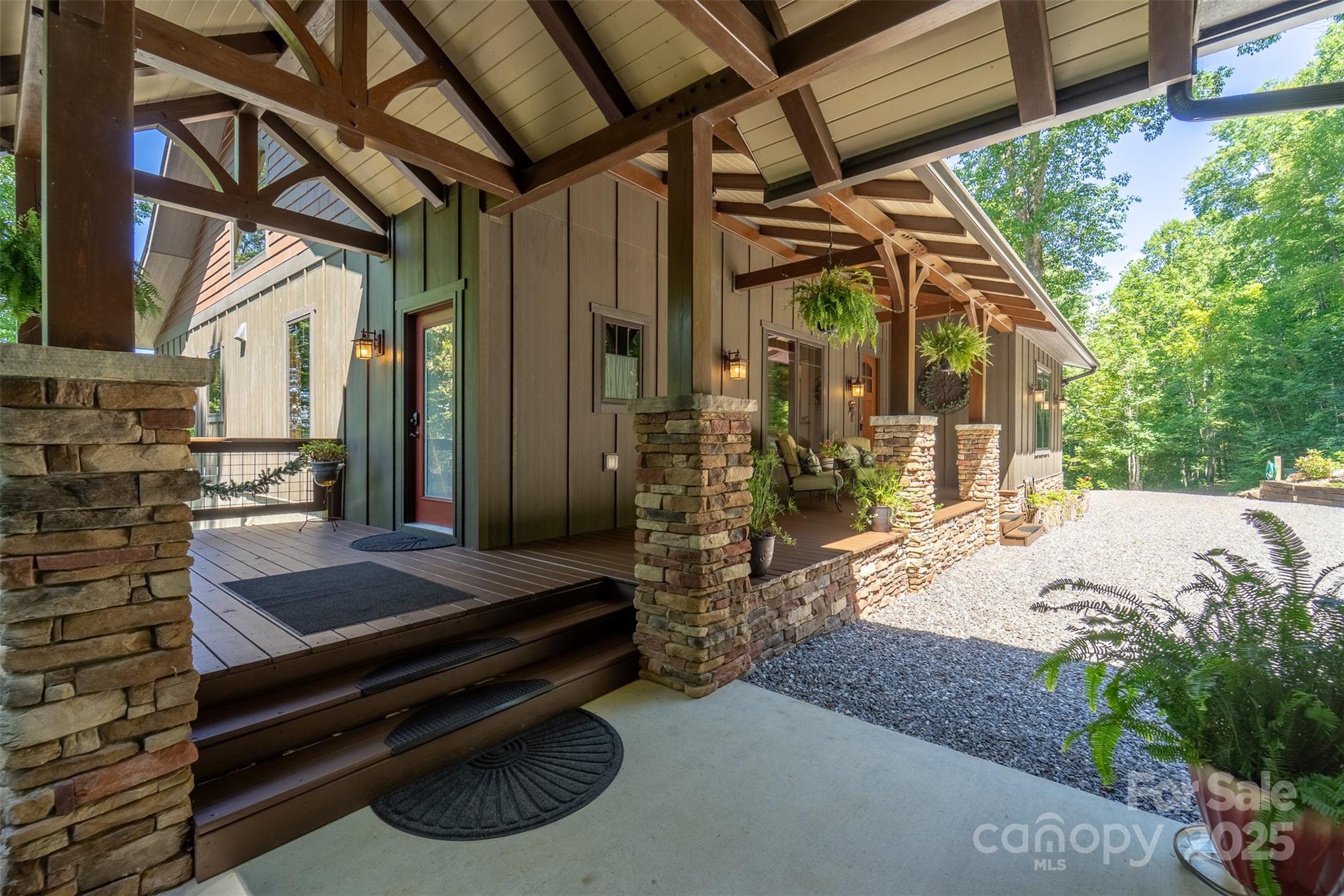 2223 Scarlet Ridge