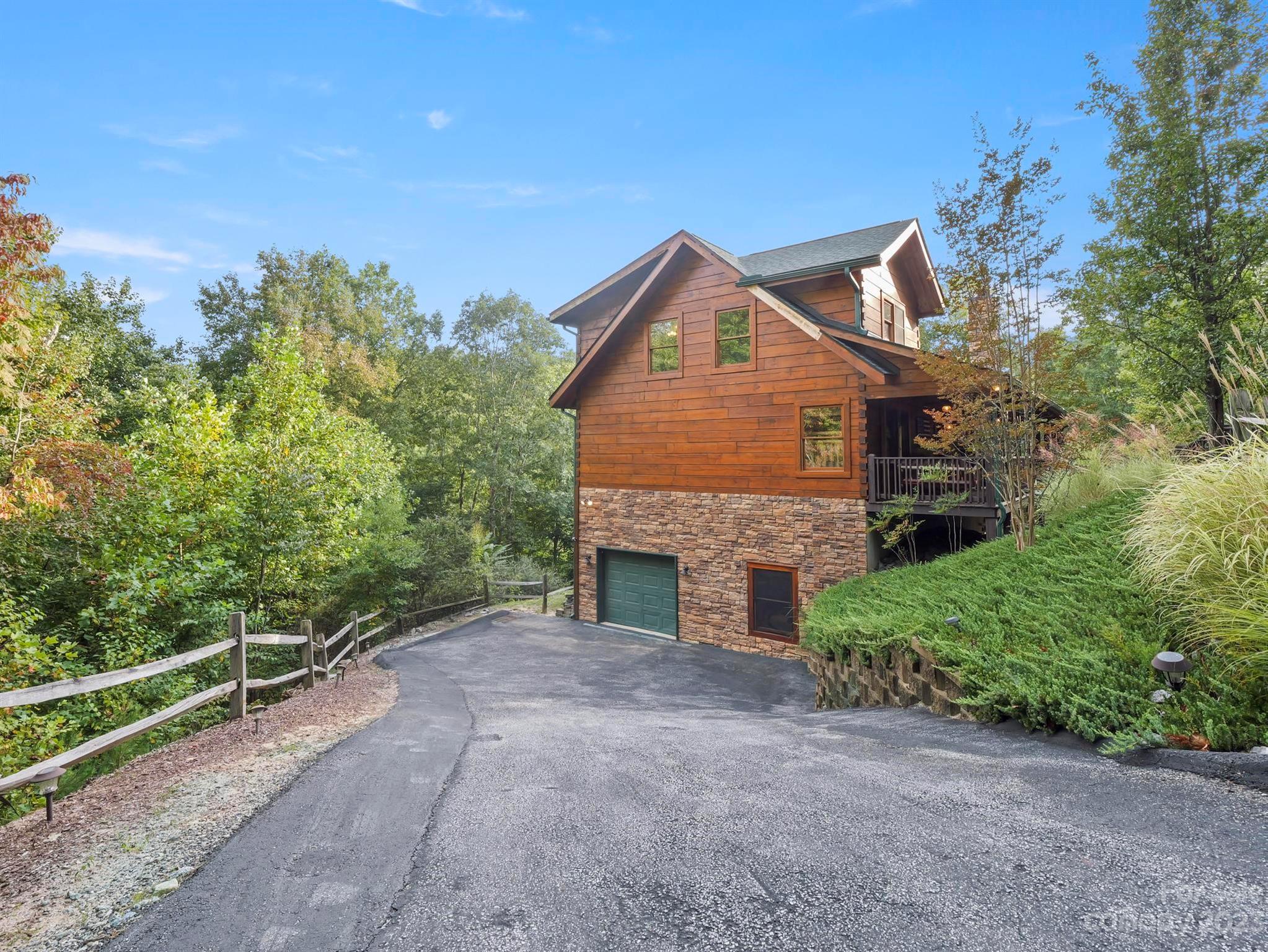Rumbling Bald on Lake Lure - Residential