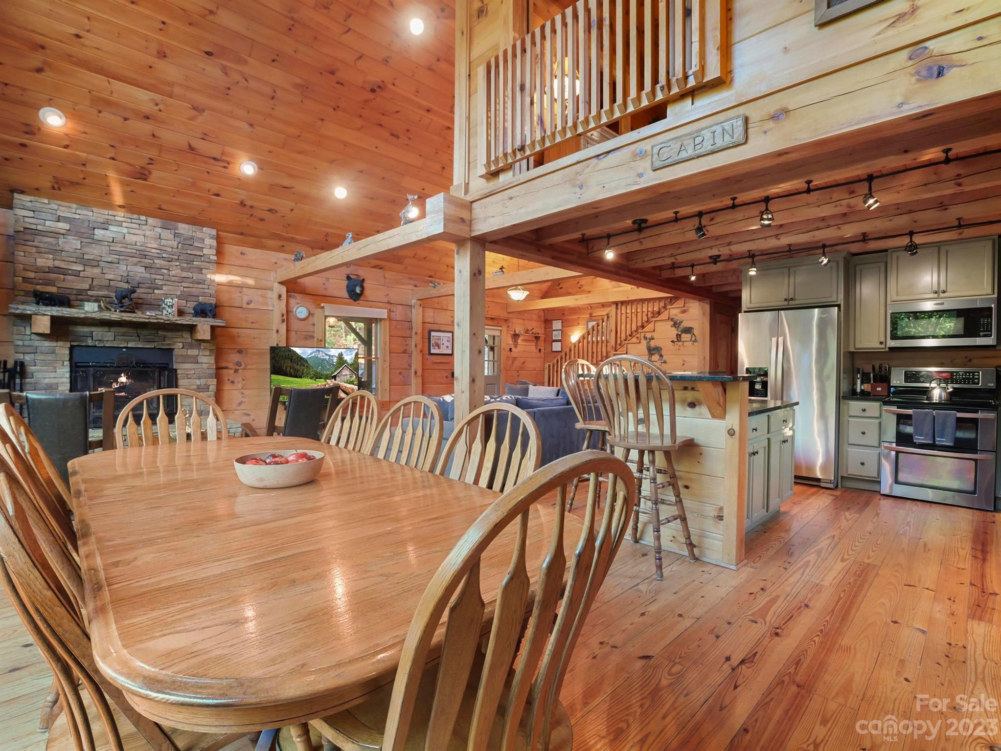 Rumbling Bald on Lake Lure - Residential