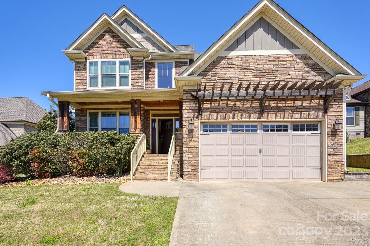 Woodfin Ridge - Residential Income