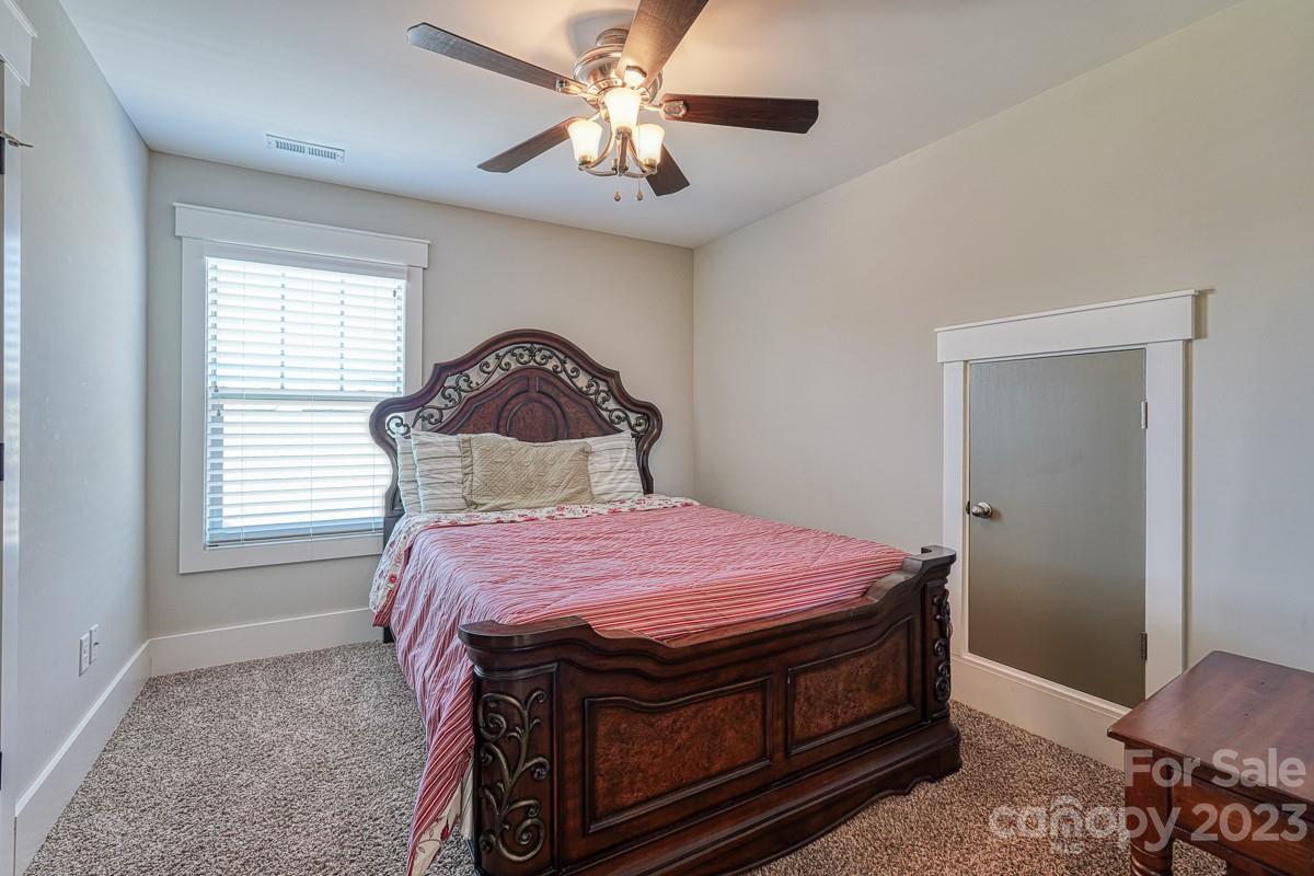 Woodfin Ridge - Residential Income