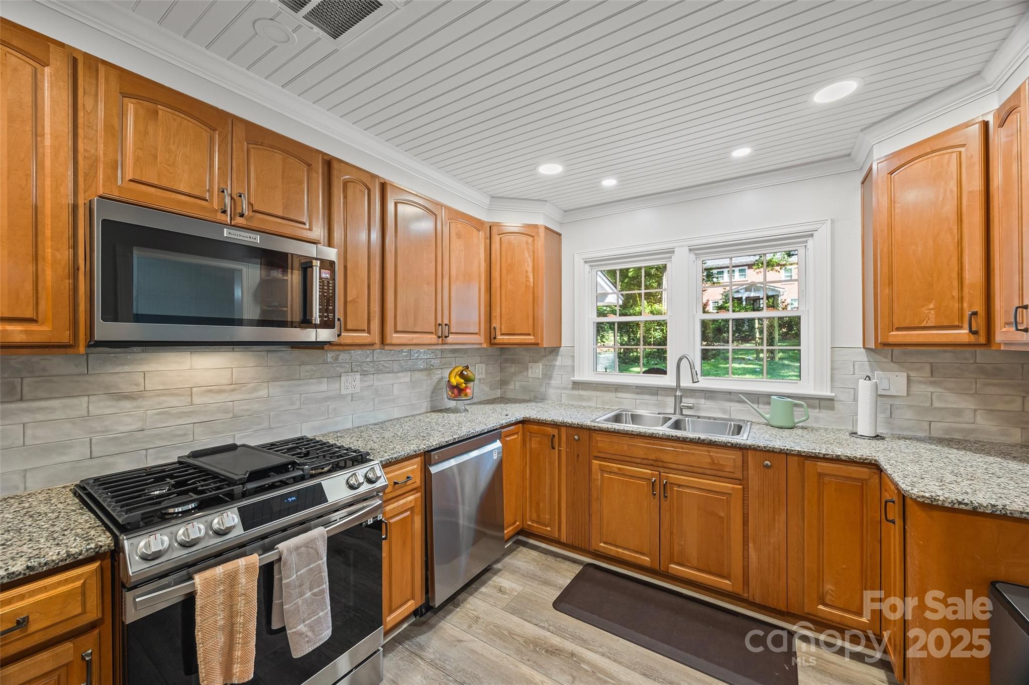 Seventeen Acres - Residential