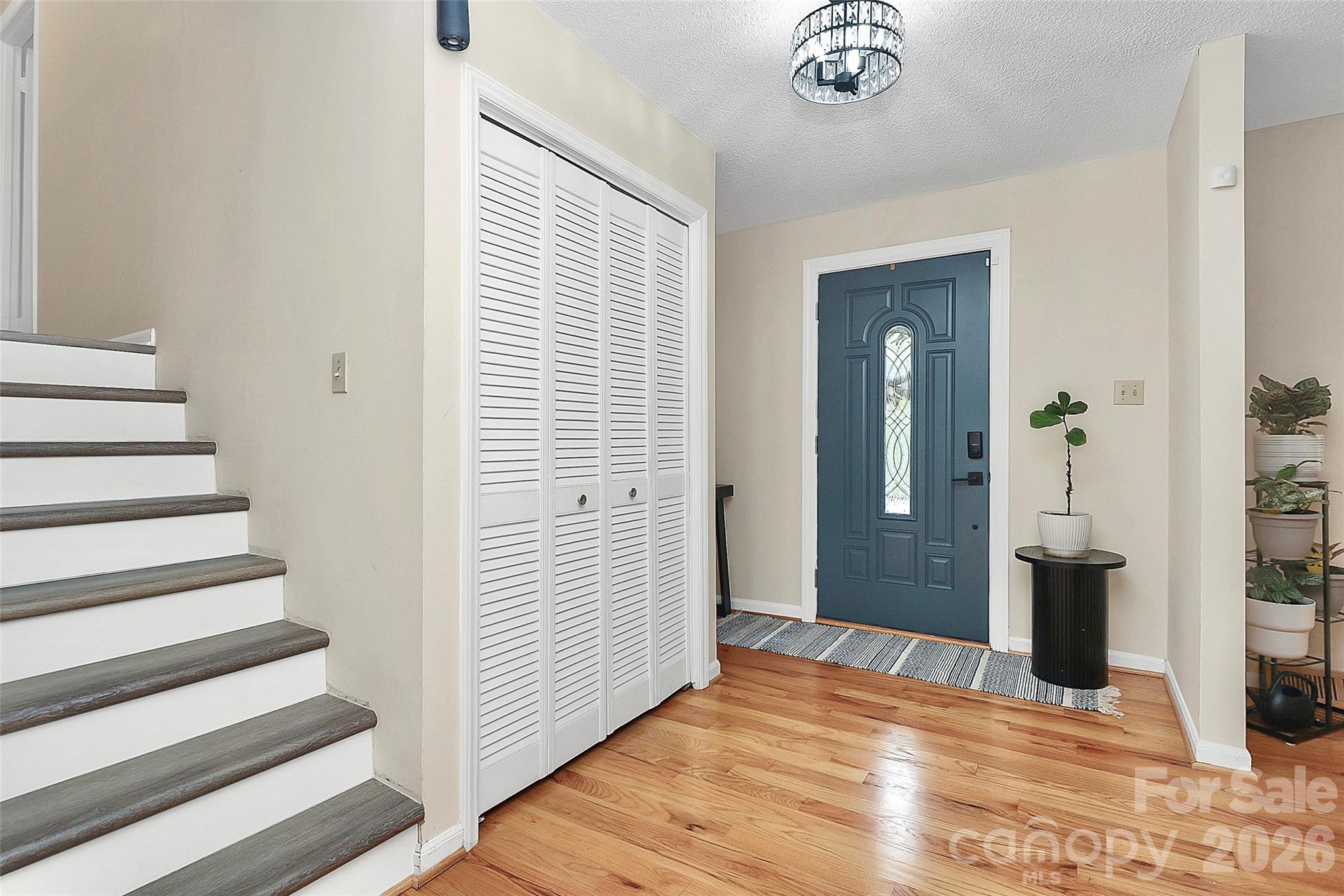 402 S Bostian Street