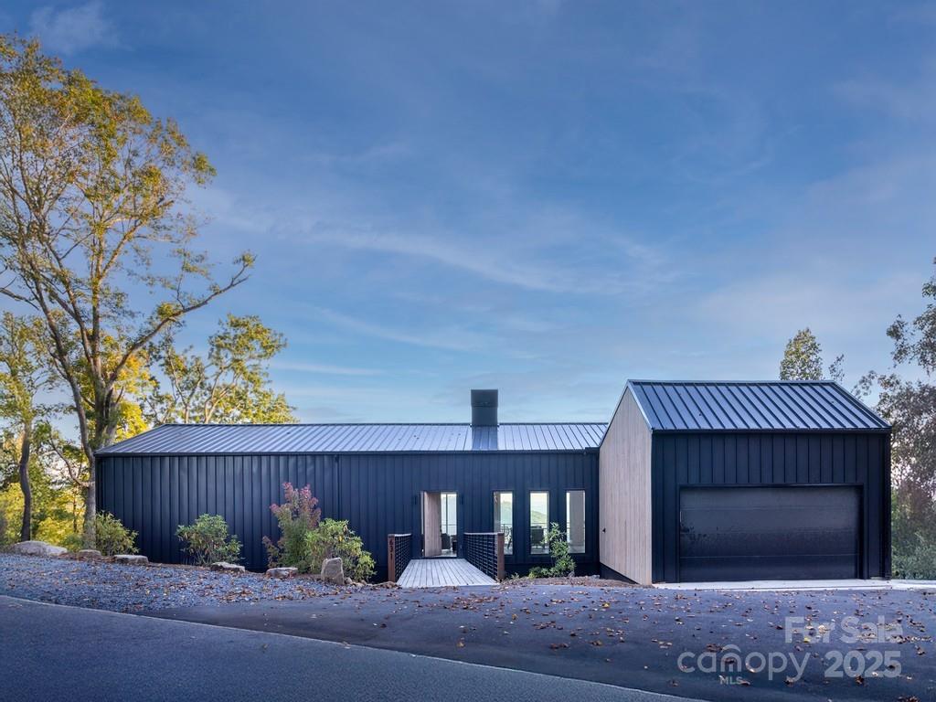 631 Elk Mountain Scenic Highway