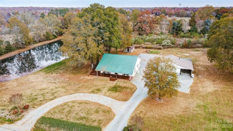 Photo for 413 Forest Hills School Road