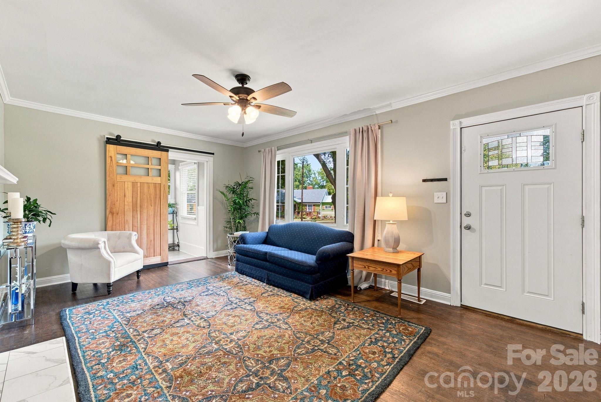 2438 Remount Road