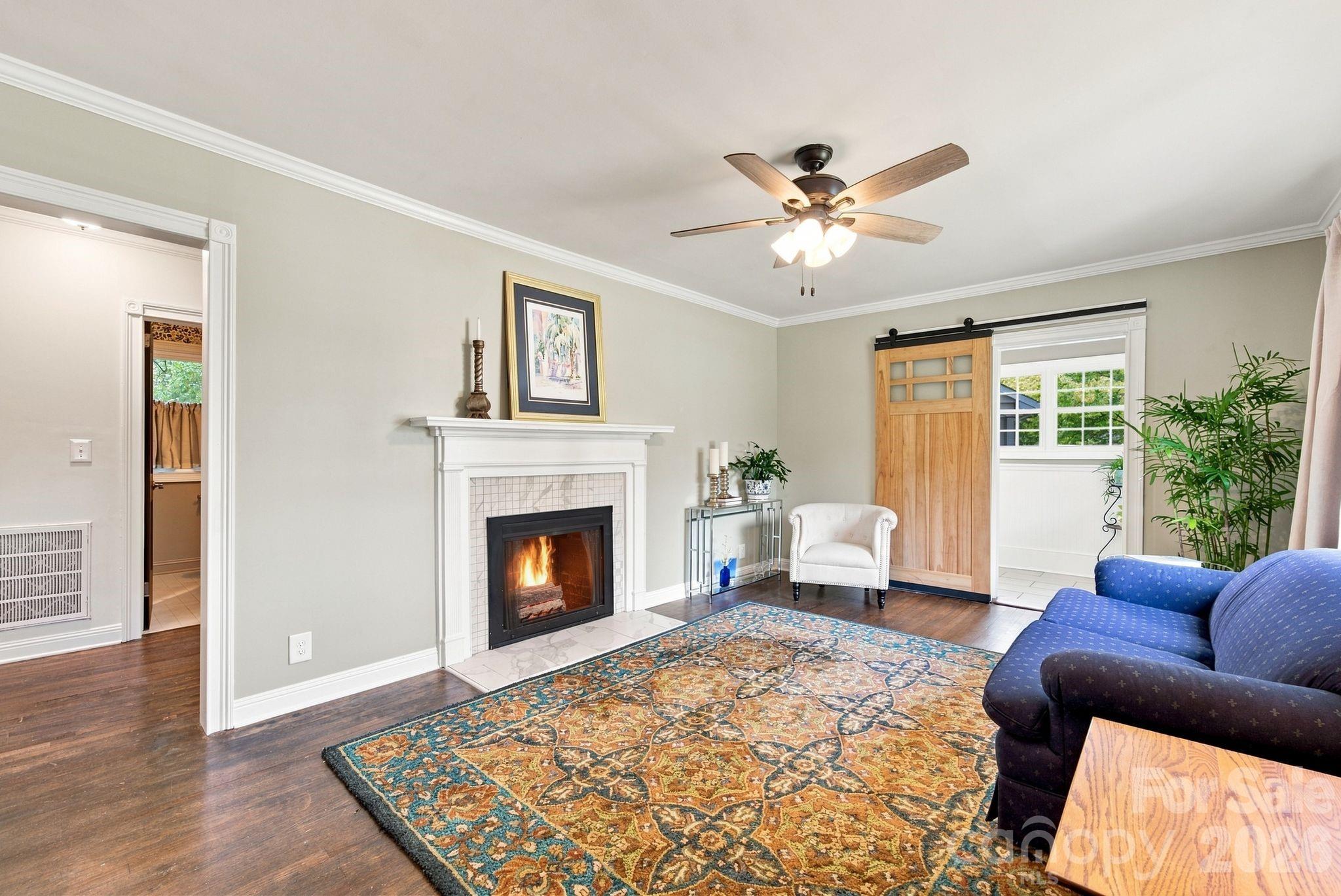 2438 Remount Road