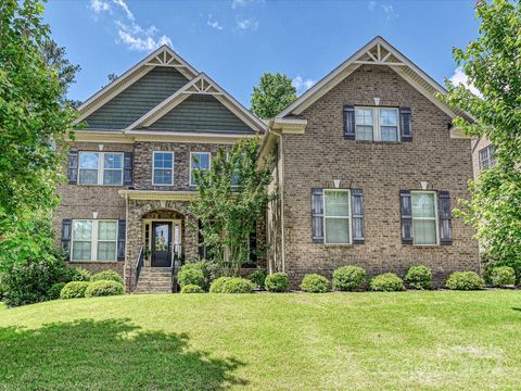 Photo of 16540 Flintrock Falls Lane, Charlotte, NC 28278 (MLS # 4131610)