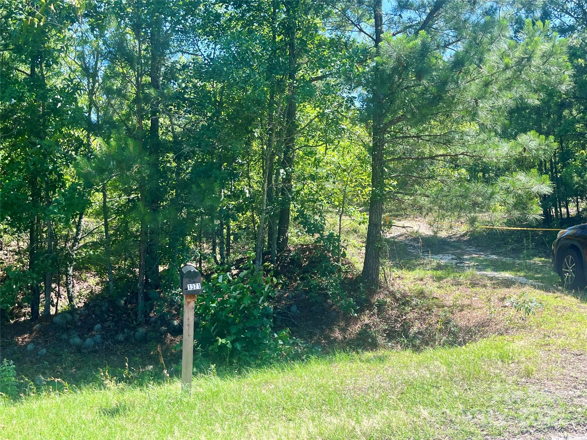 1371 Jones Road