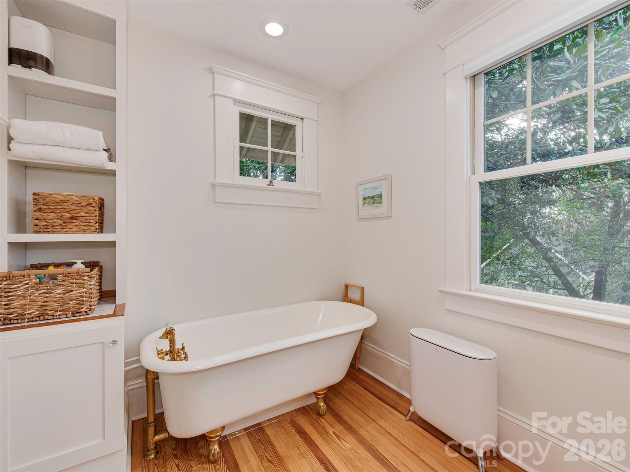 Elizabeth - Residential