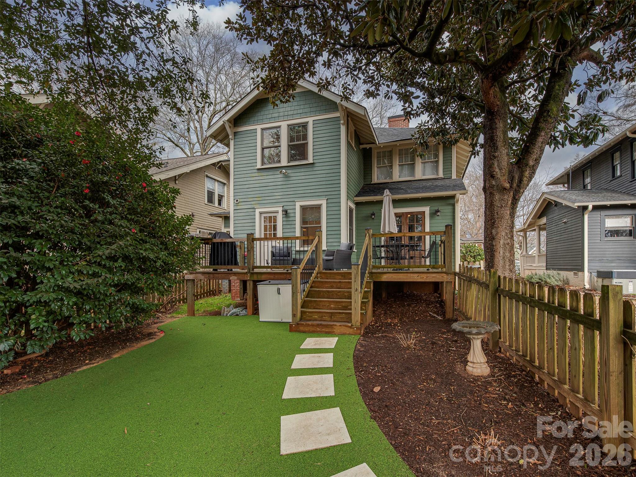 Elizabeth - Residential