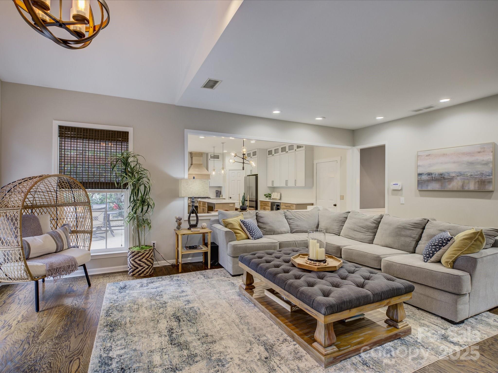 2917 Misty Hill Lane