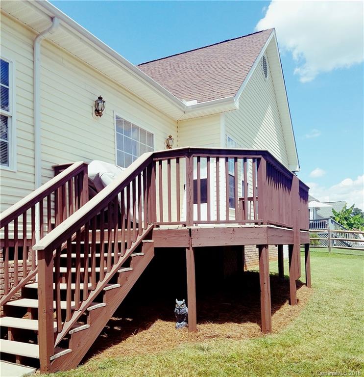 Stoneridge Lakes - Residential