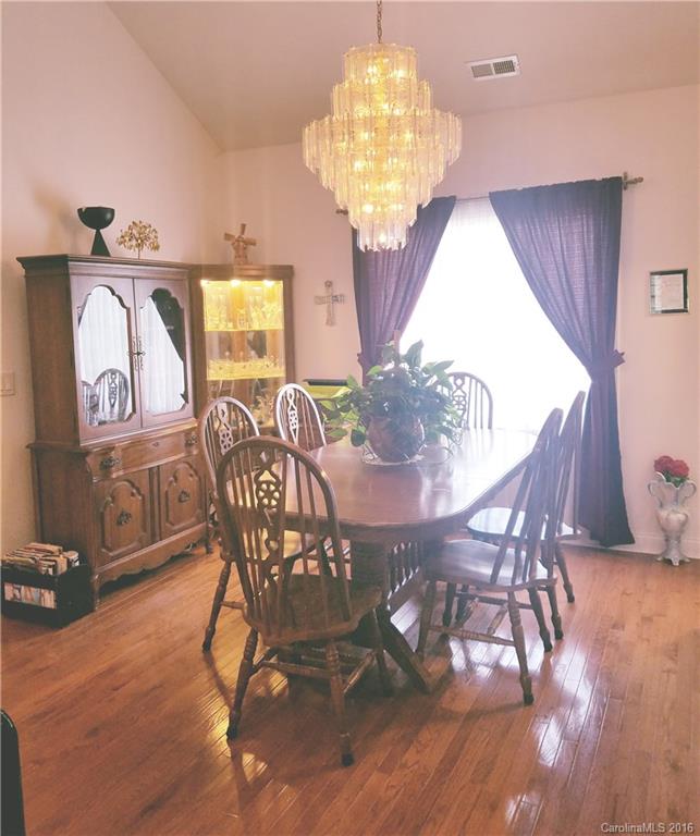 Stoneridge Lakes - Residential