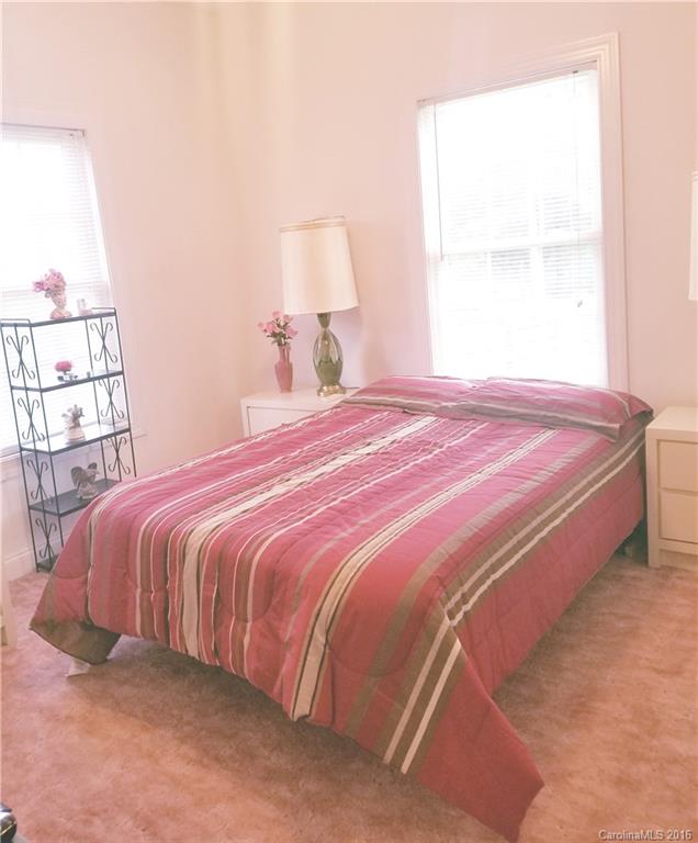 Stoneridge Lakes - Residential