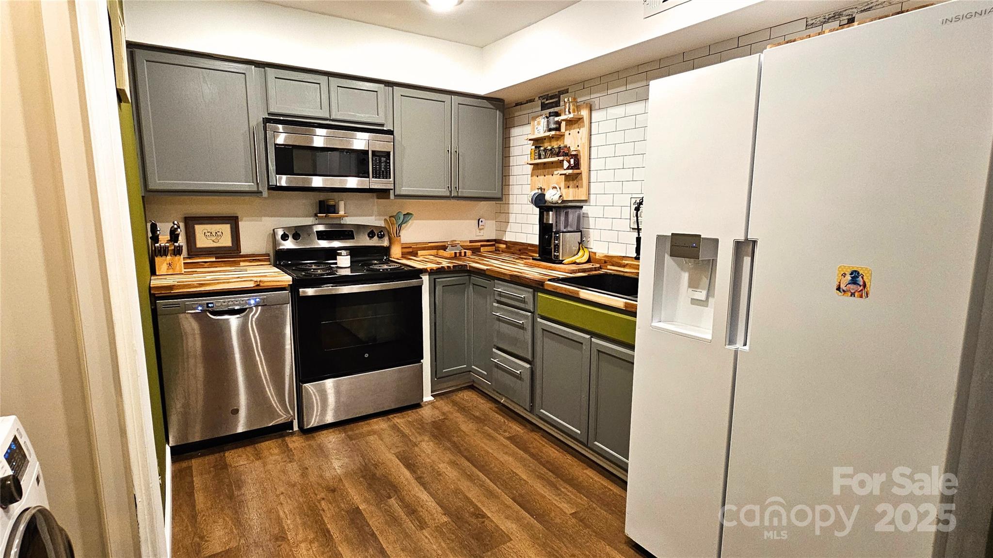 7403 Ashfield Court