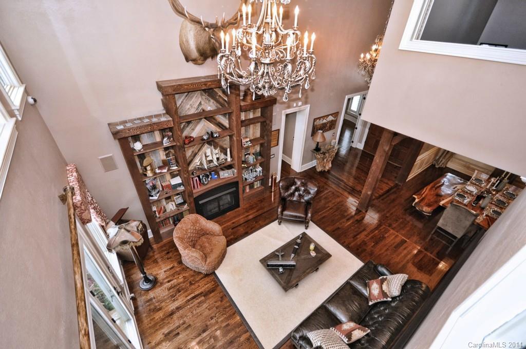 The Peninsula - Residential