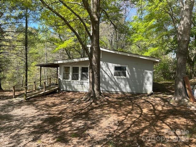 843 Hines Road