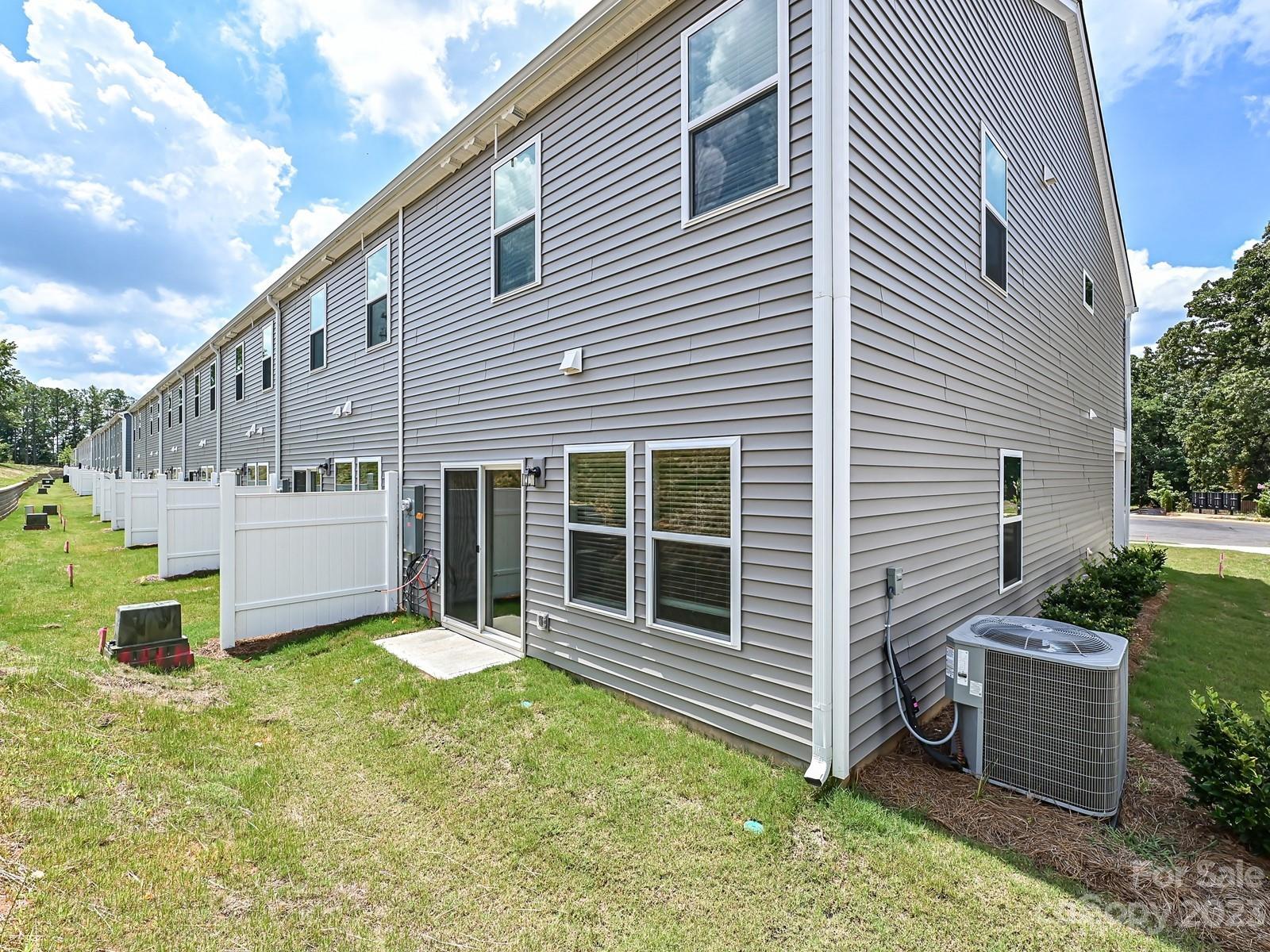 Ashe Downs Townhomes - Residential