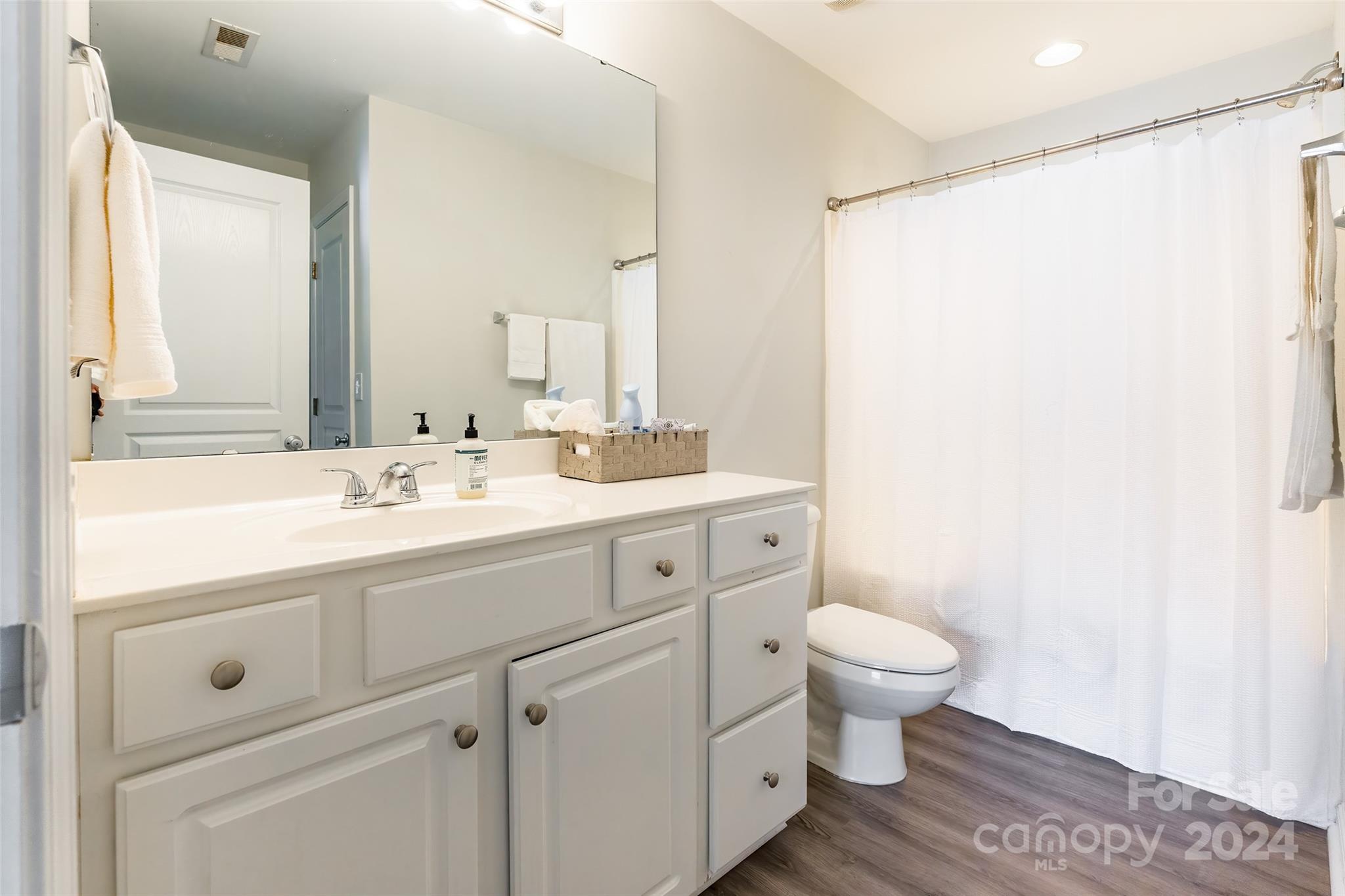 Ridge Pointe - Residential