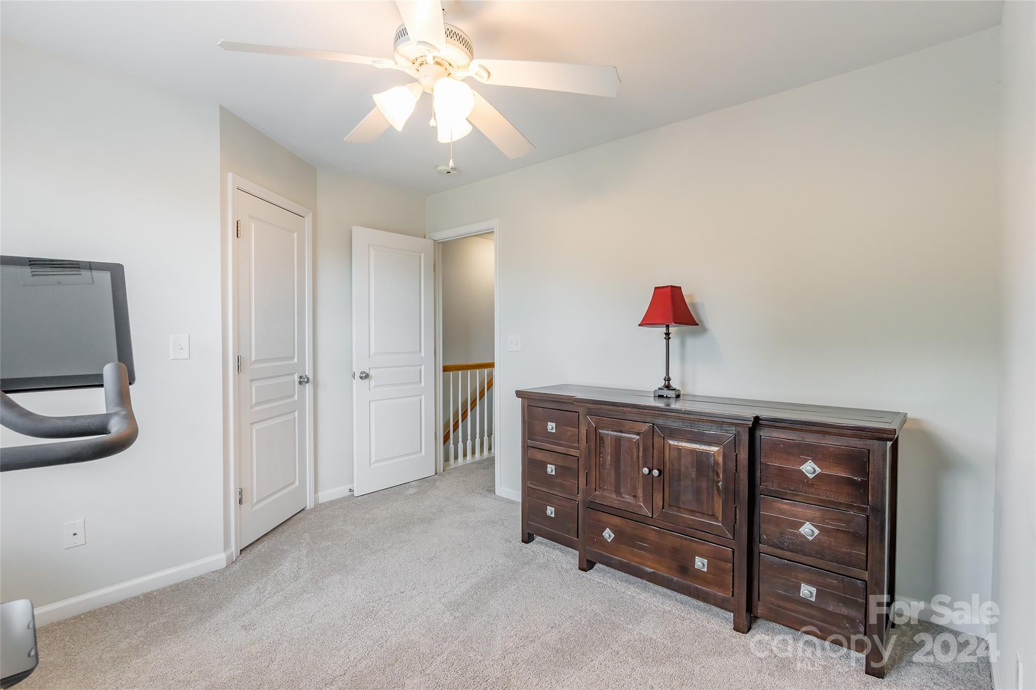 Ridge Pointe - Residential