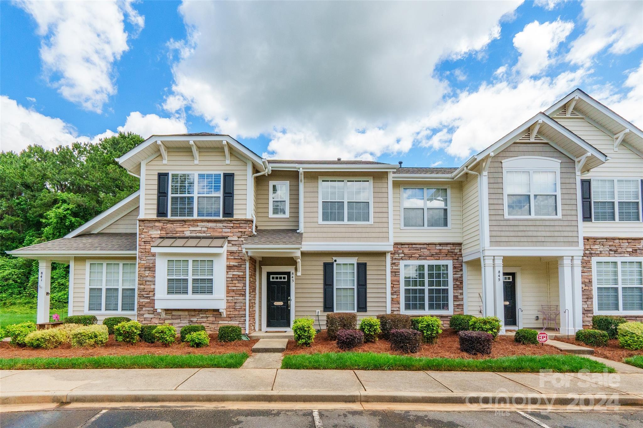 Ridge Pointe - Residential