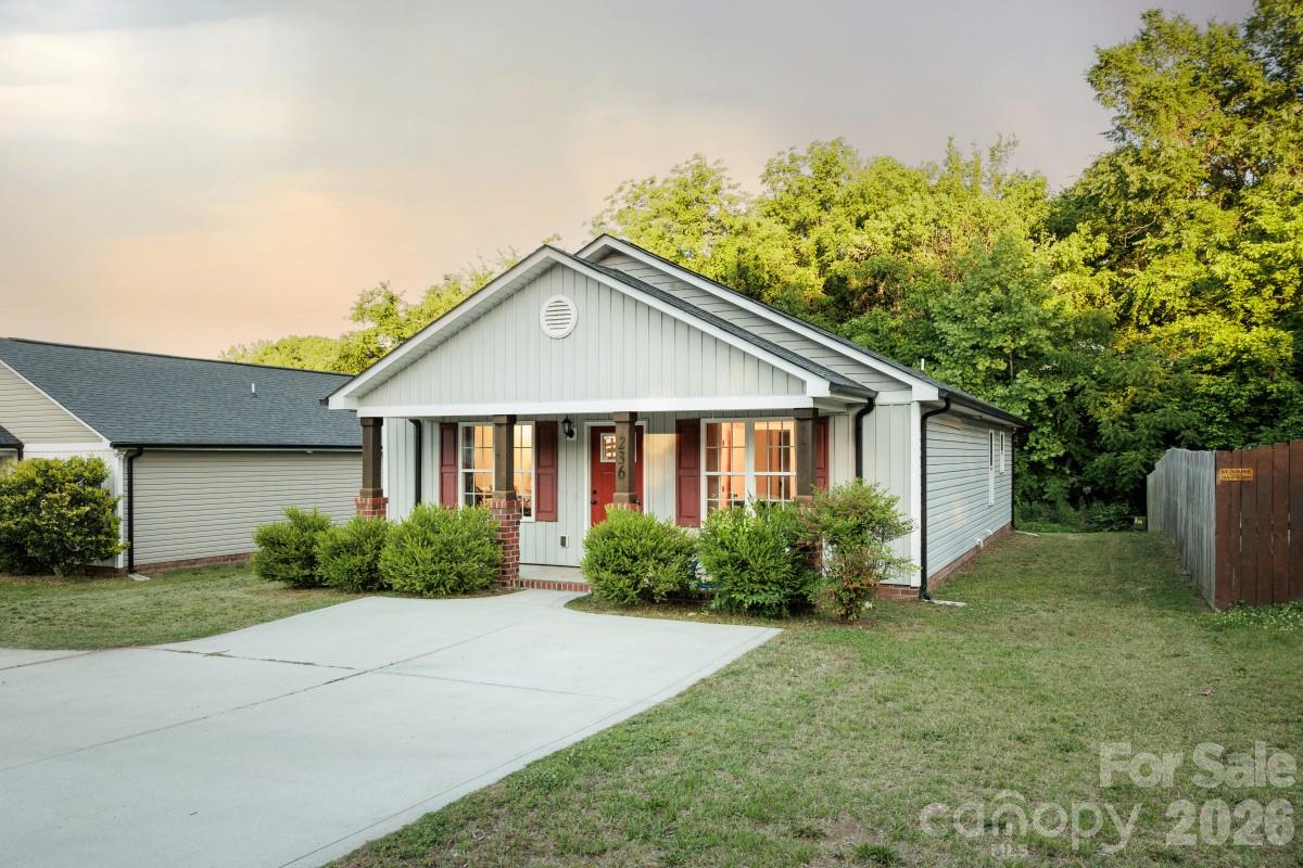 236 Cabarrus Avenue E
