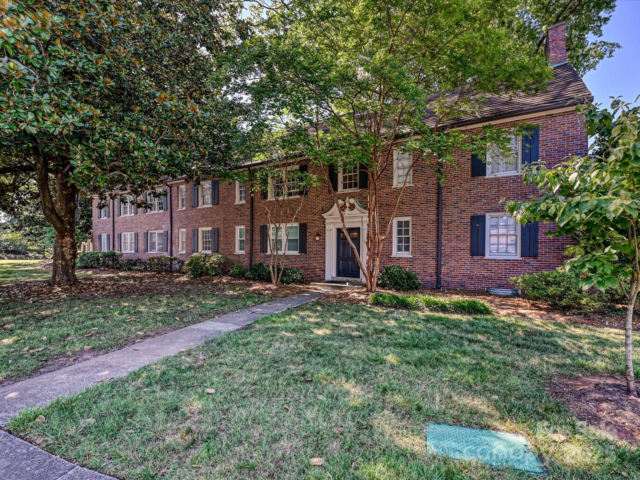 107 S Laurel Avenue 101A