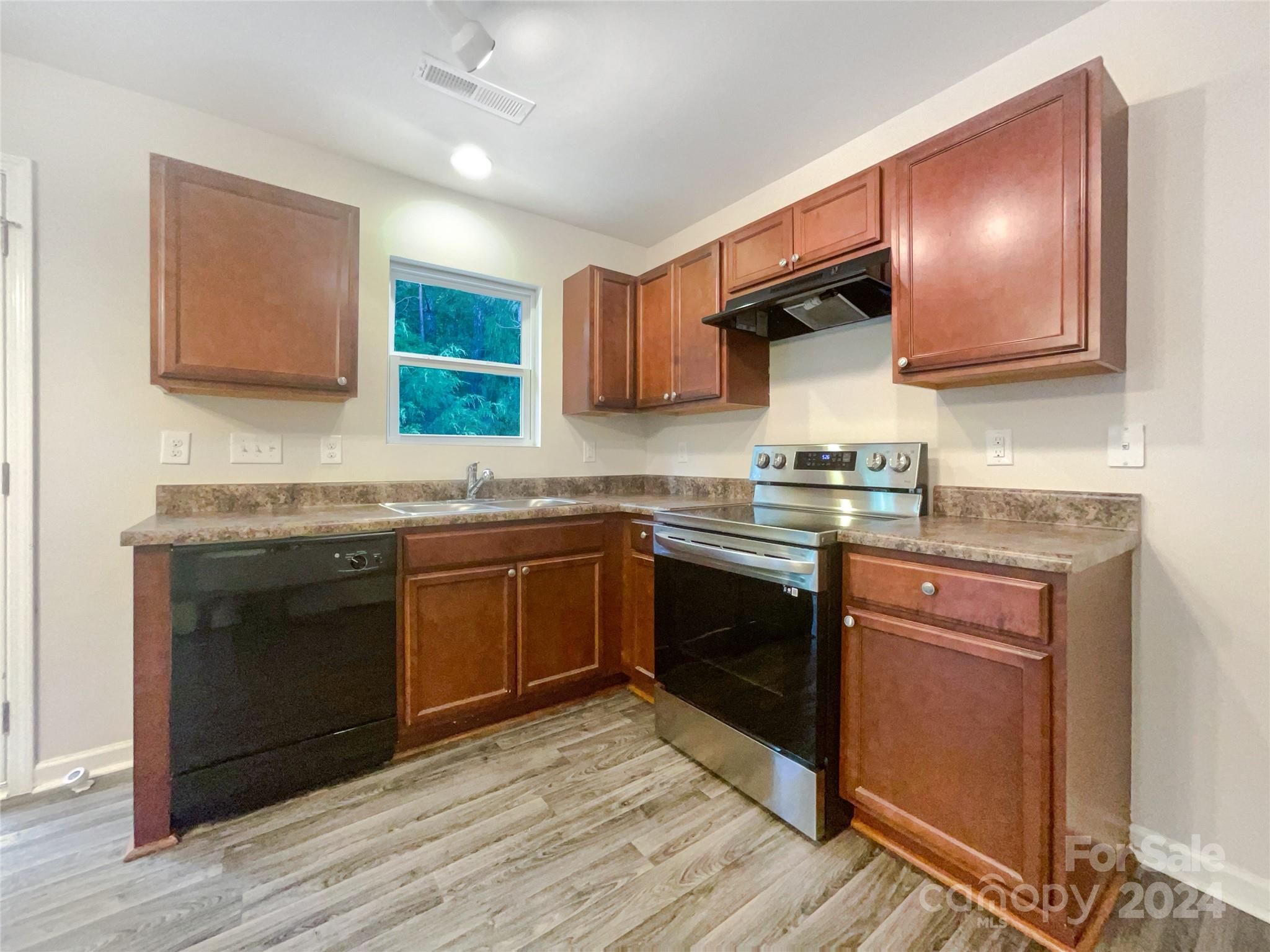 Gunnars Ridge - Residential