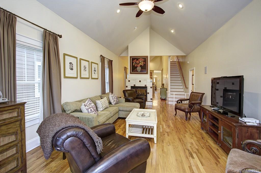 The Arts District - Residential