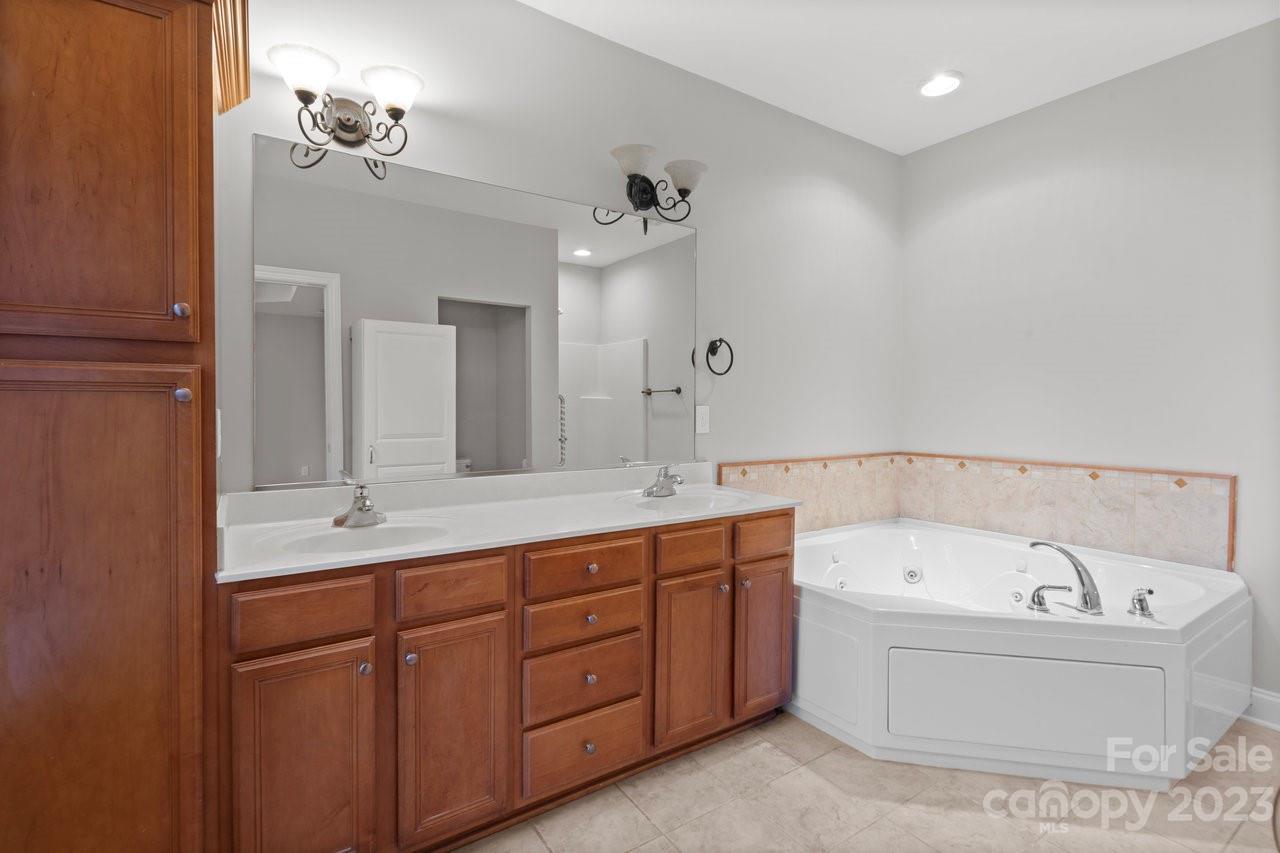 Edmiston - Residential