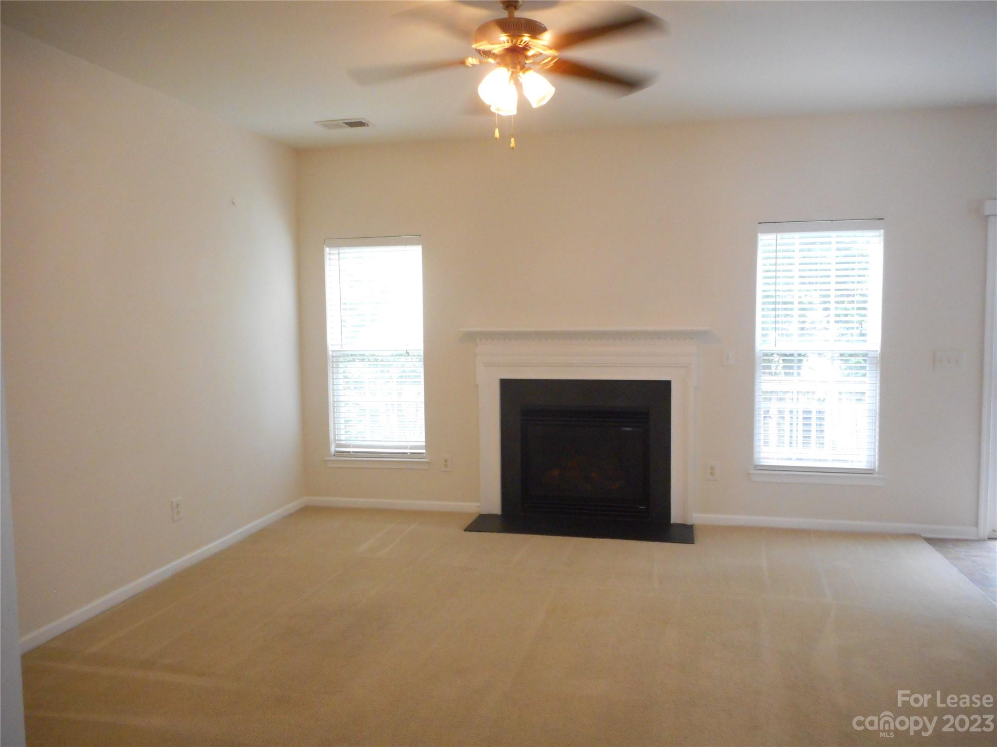 Autumn Cove At Lake Wylie - Residential Lease