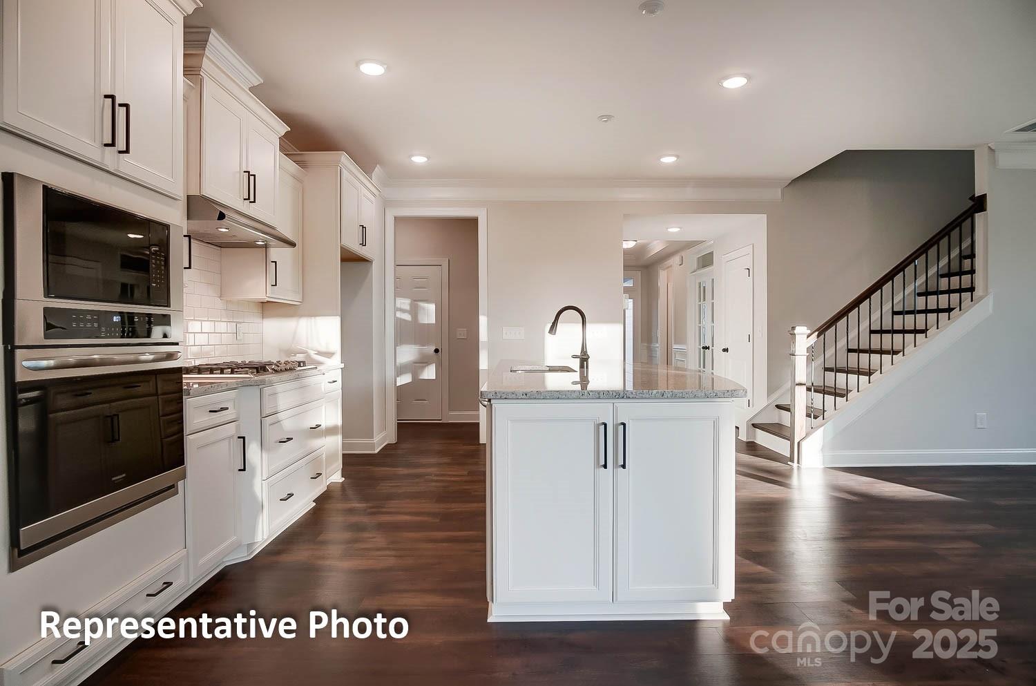 Villas at Prestwick - Residential