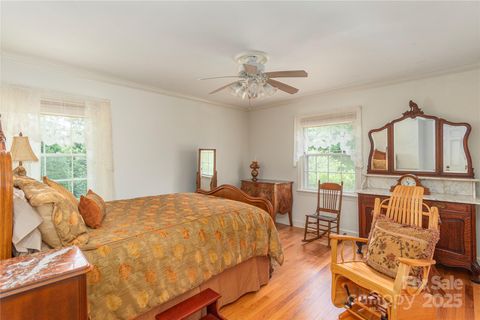 A home in Waynesville