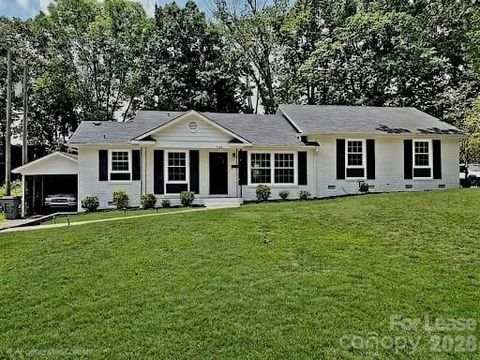 Photo of 7622 Briardale Drive #1, Charlotte, NC 28212 (MLS # 4379195)